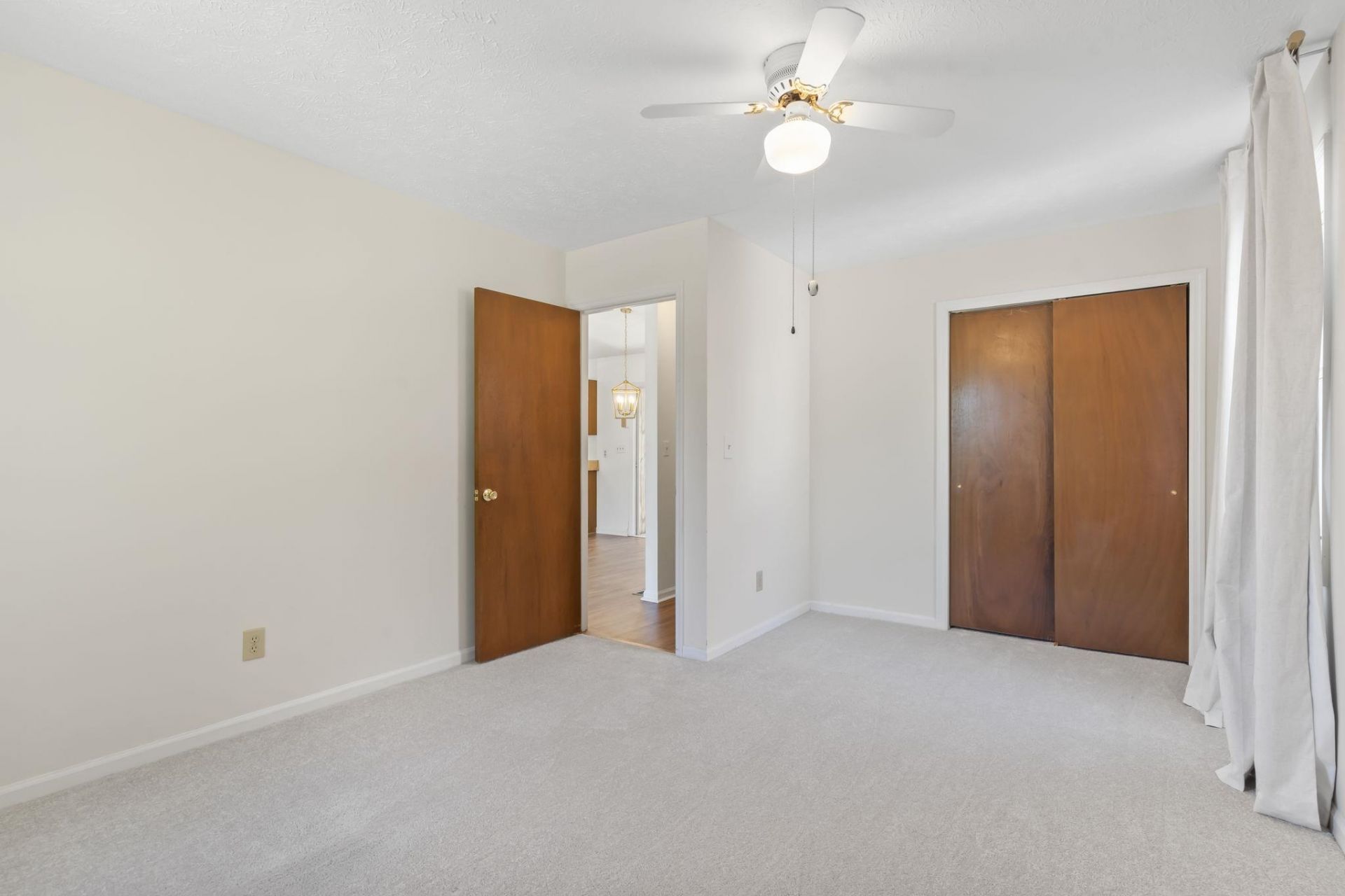 1110 Cypress Cove Photo 23