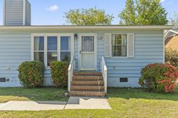 1110 Cypress Cove photo 4