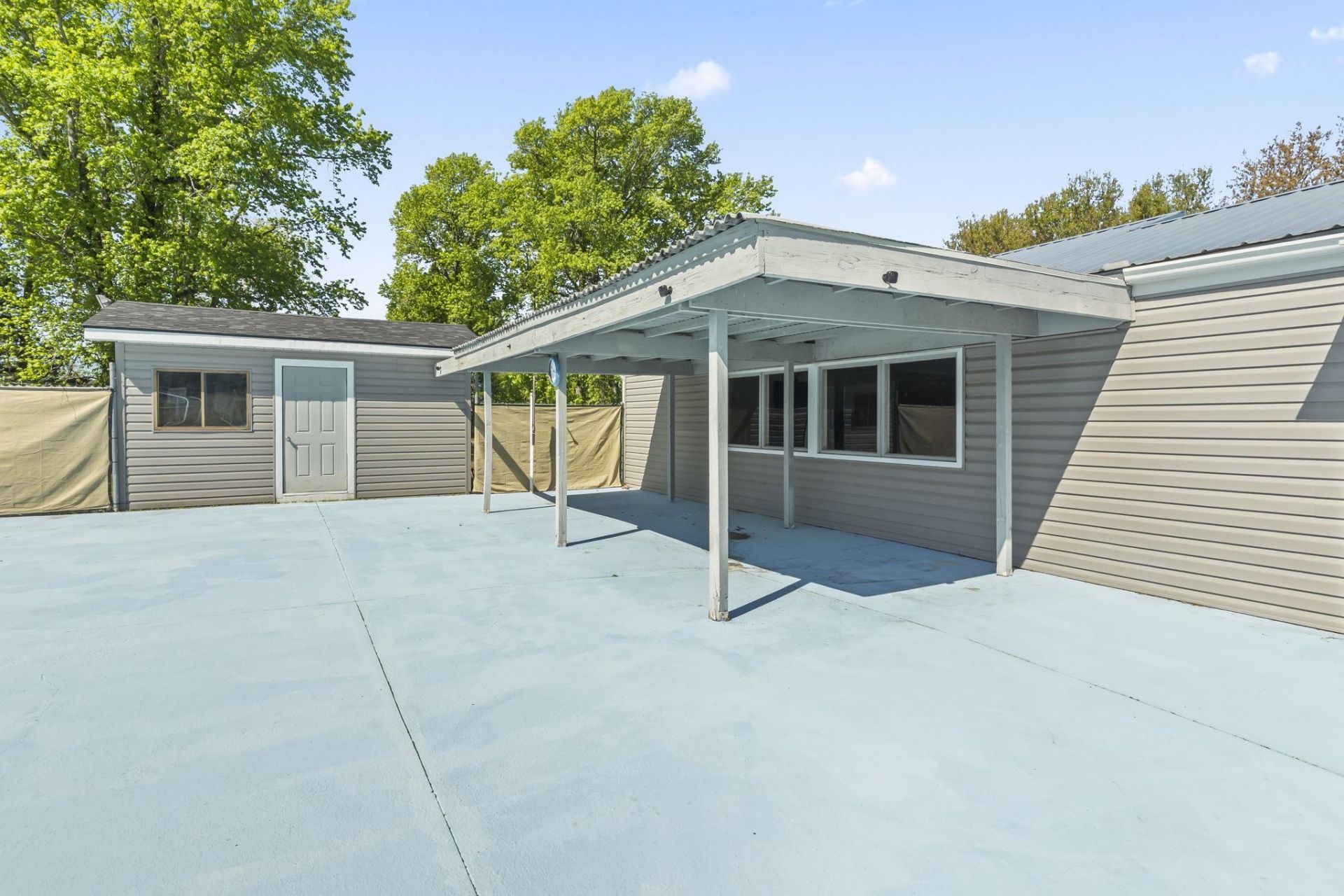 1110 Cypress Cove Photo 32