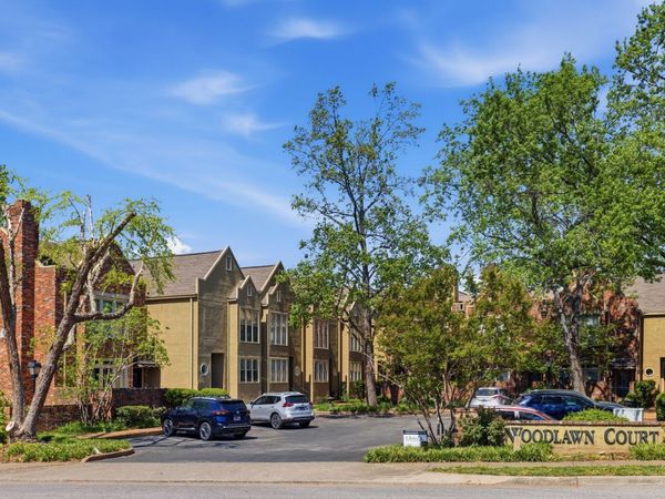 2836 Woodlawn Dr, Nashville, TN 37215