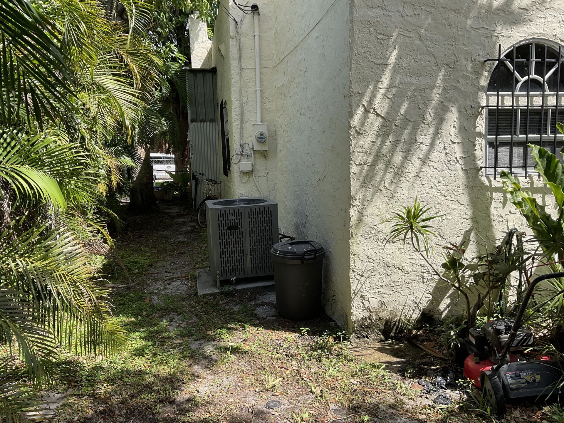 628 54th Street, West Palm Beach, FL 33407 Photo