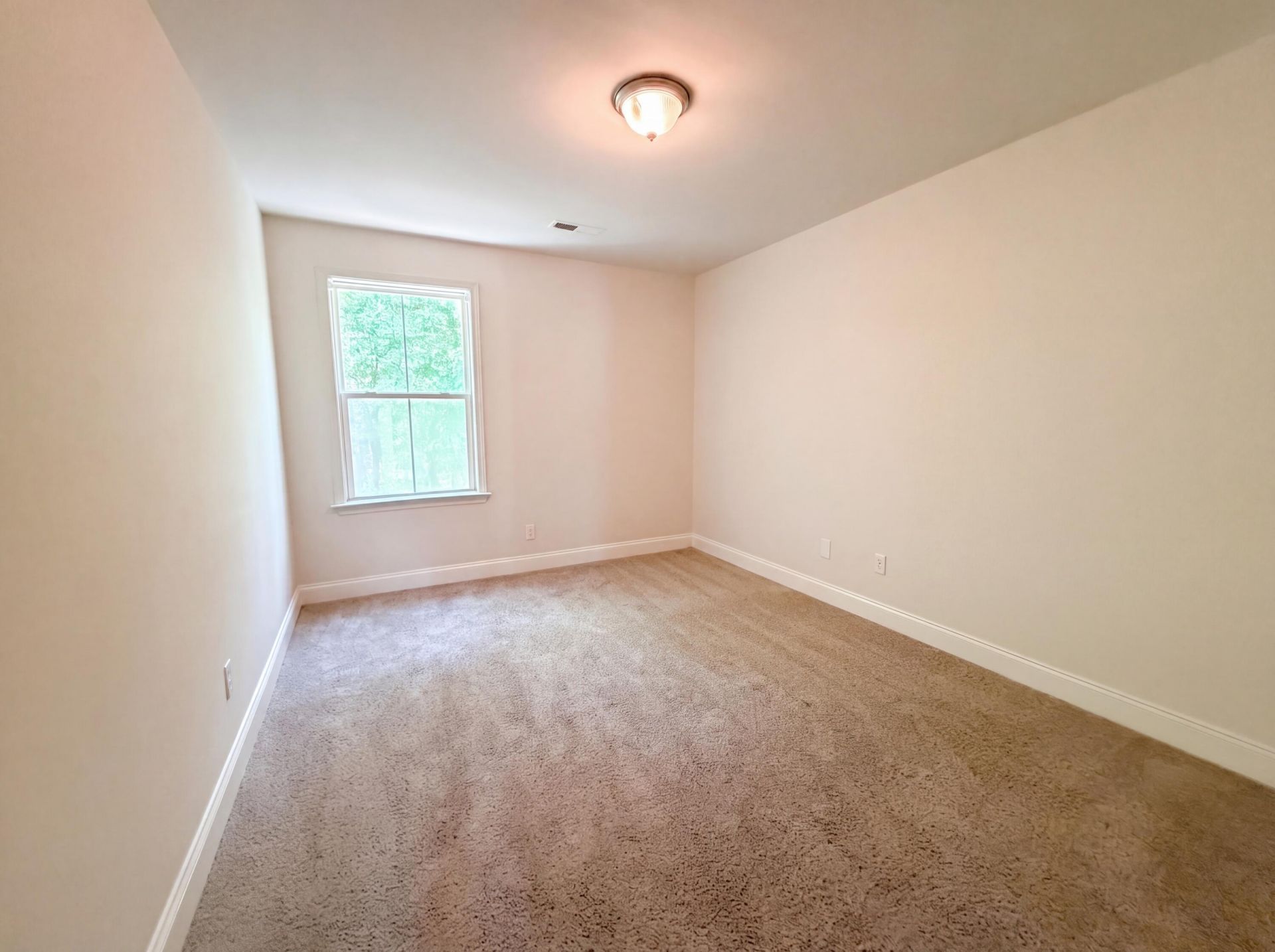 9622 Scarborough Court Photo 10