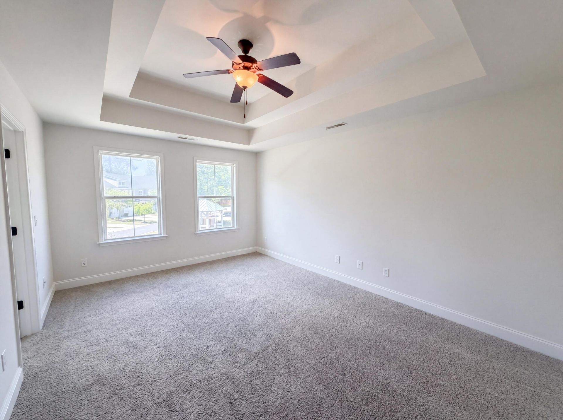 9622 Scarborough Court Photo 4