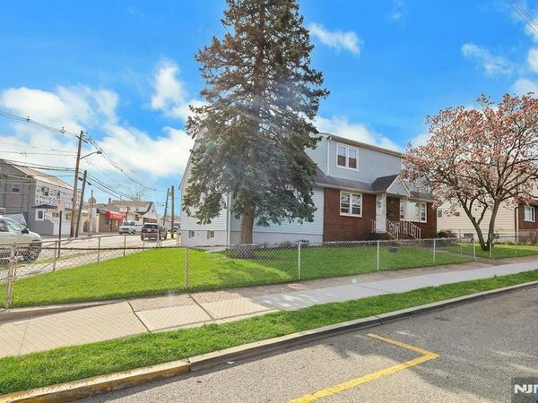 264 Lincoln Place, GARFIELD, NJ 07026