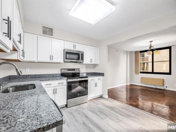 326 Prospect Avenue 6J, Unit 6J, HACKENSACK, NJ 07601
