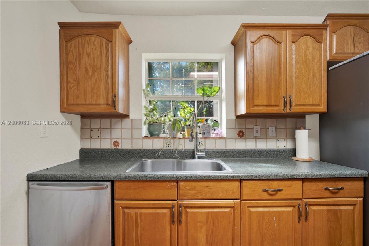 9401 Jamaica Dr, Cutler Bay, FL 33189 Photo