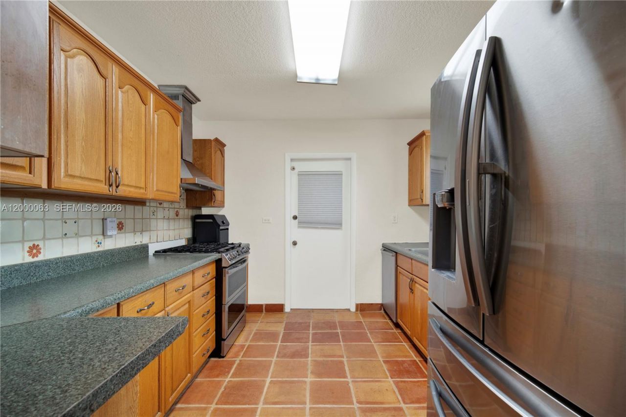 9401 Jamaica Dr, Cutler Bay, FL 33189 Photo