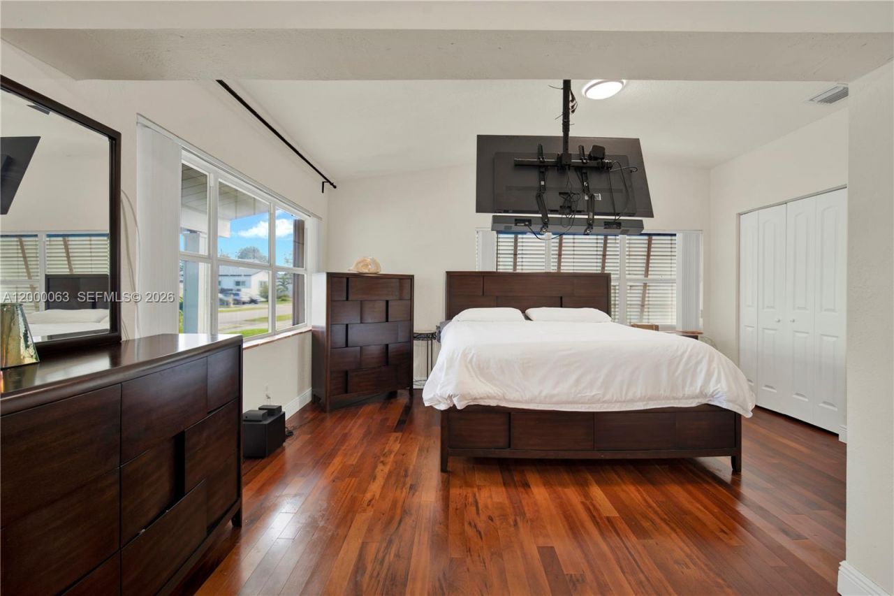 9401 Jamaica Dr, Cutler Bay, FL 33189 Photo