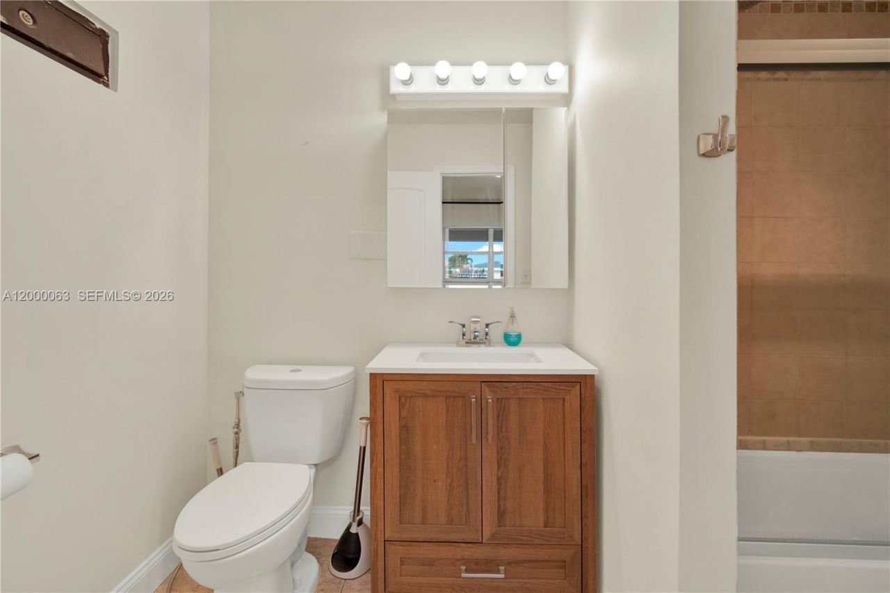 9401 Jamaica Dr, Cutler Bay, FL 33189 Photo