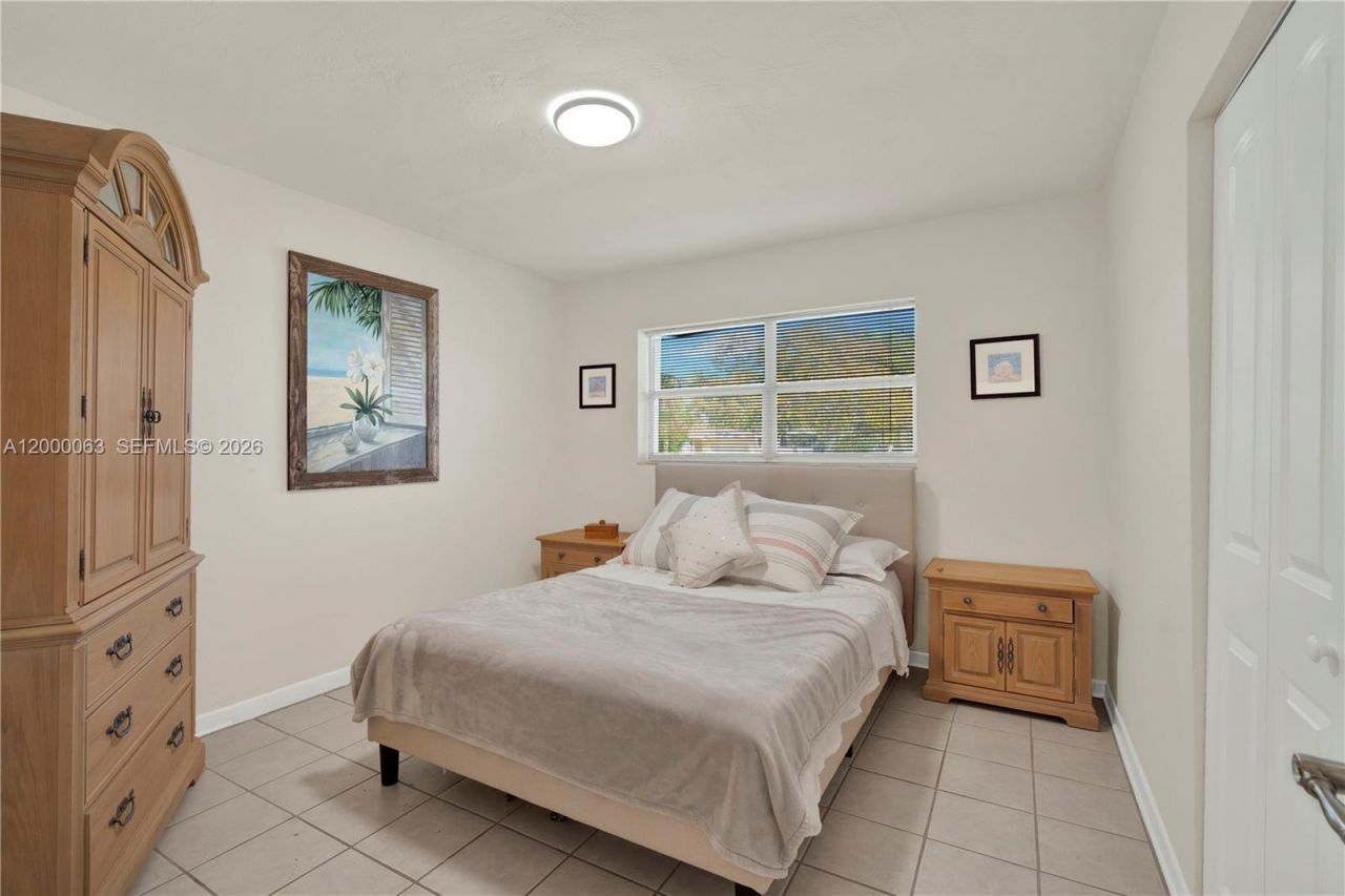 9401 Jamaica Dr, Cutler Bay, FL 33189 Photo