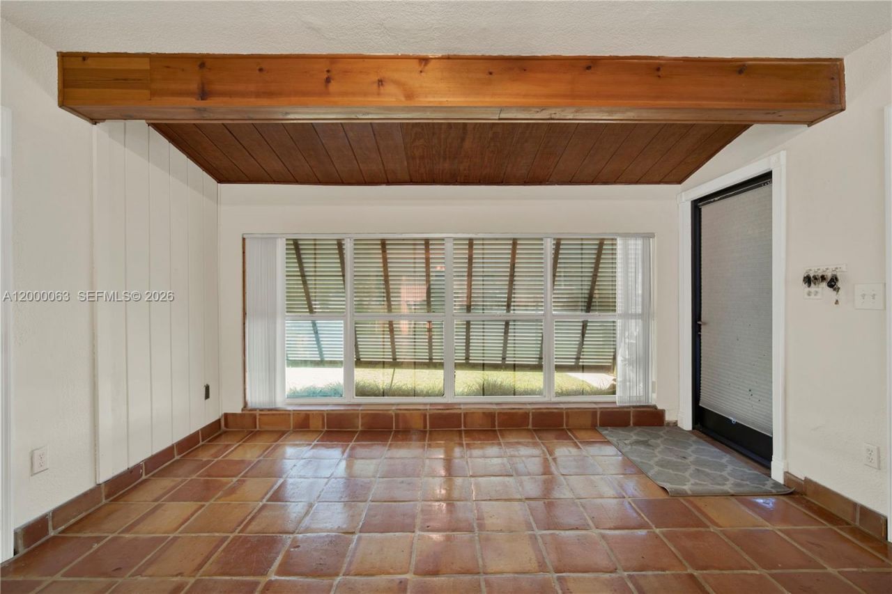 9401 Jamaica Dr, Cutler Bay, FL 33189 Photo