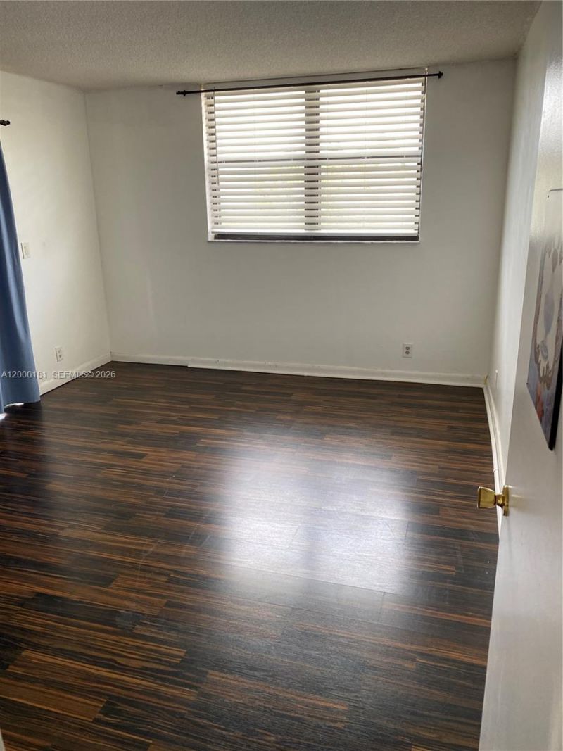 1900 Diana Dr, Unit 3D, Hallandale Beach, FL 33009 Photo