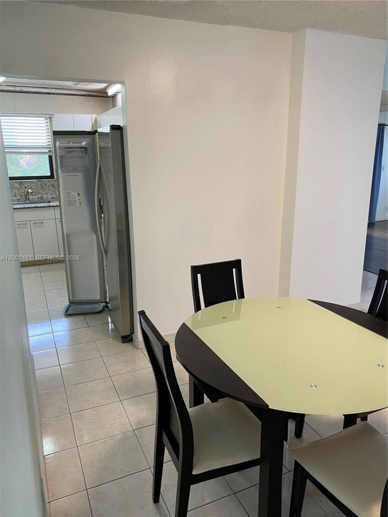 1900 Diana Dr, Unit 3D, Hallandale Beach, FL 33009 Photo