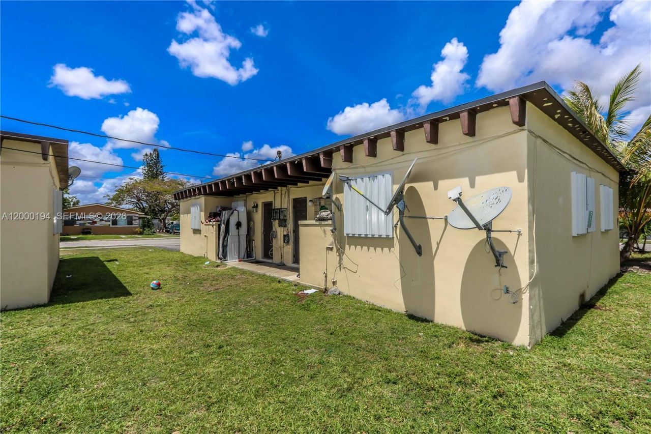 720 SW 6th St, Homestead, FL 33030 Photo