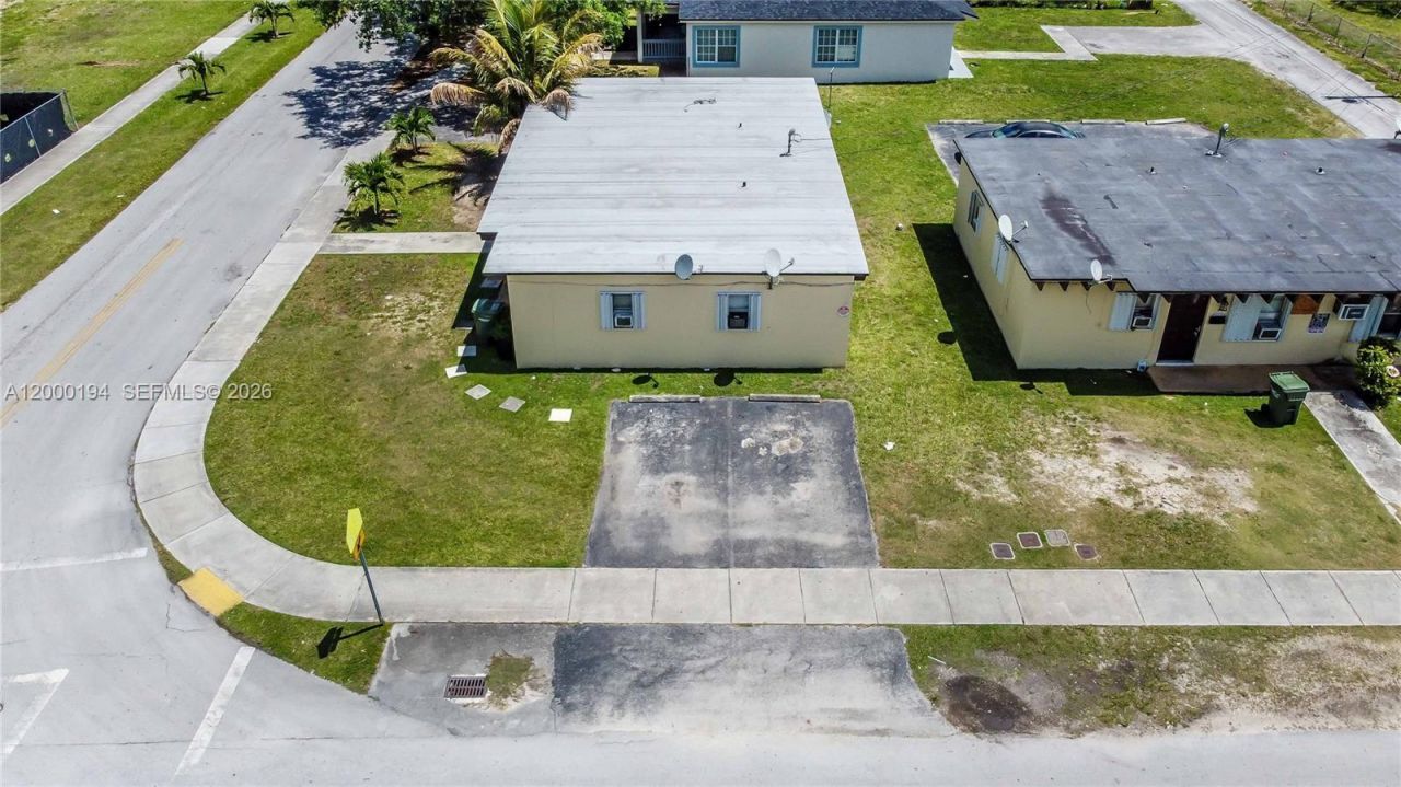 720 SW 6th St, Homestead, FL 33030 Photo