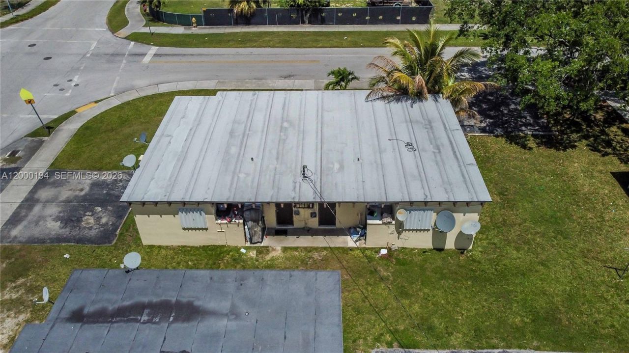 720 SW 6th St, Homestead, FL 33030 Photo