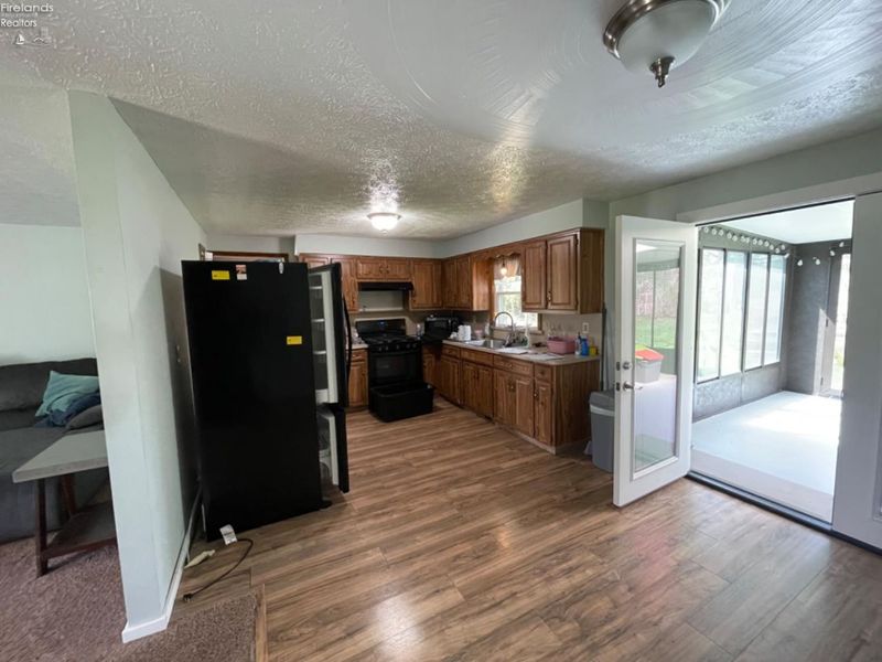 95 South, Berlin Heights, OH 44814 Photo 6