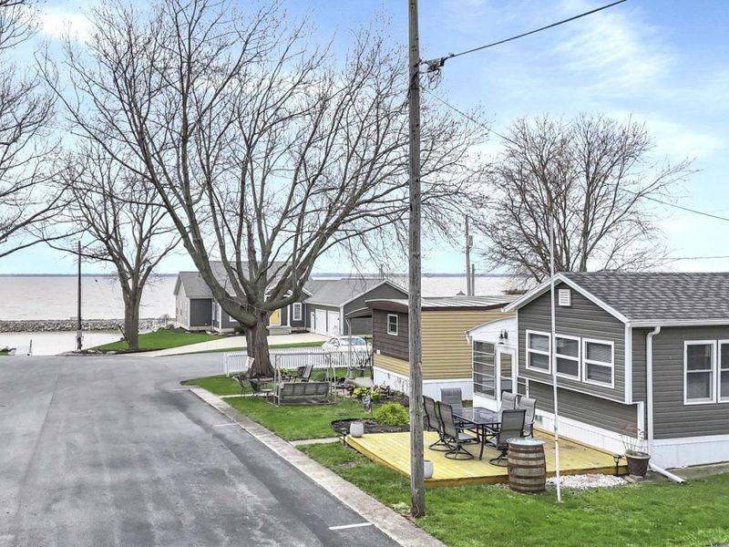 8696 Bayshore Road, Unit 2, Marblehead, OH 43440 Photo 29