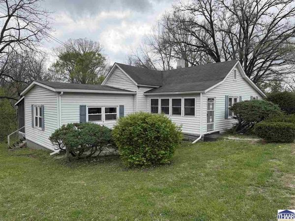 2359 E SR 163, Clinton, IN 47842