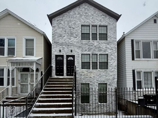 2702 S Union Avenue, Unit 2, Chicago, IL 60616