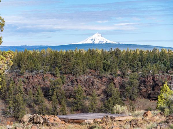 69740 McKenzie Canyon Road, Sisters, OR 97759