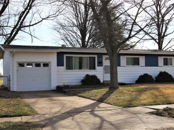 1600 Chickadee Lane, Florissant, MO 63031