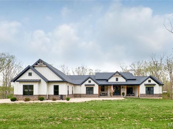 354 Pine Bluff Way, Troy, MO 63379