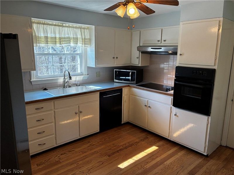 118 Hillcrest Dr, Marietta, OH 45750 Photo 8