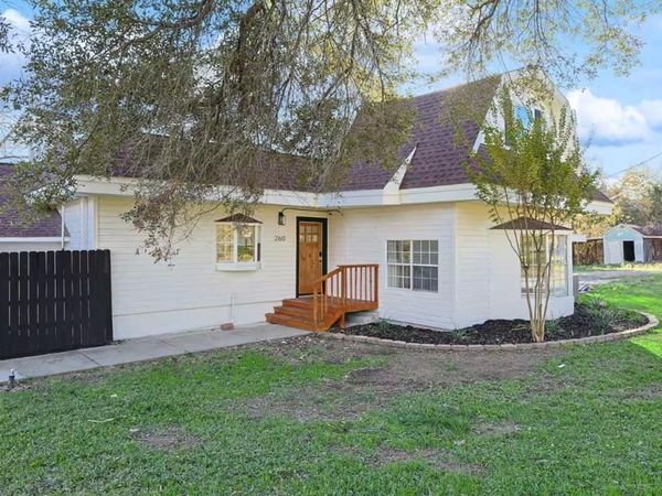 260 Mcgraw Lane, Sherman, TX 75090