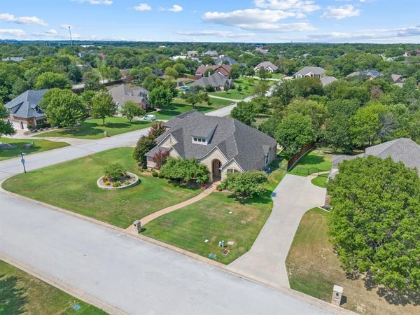 232 Copperwood Drive, Lakeside, TX 76108