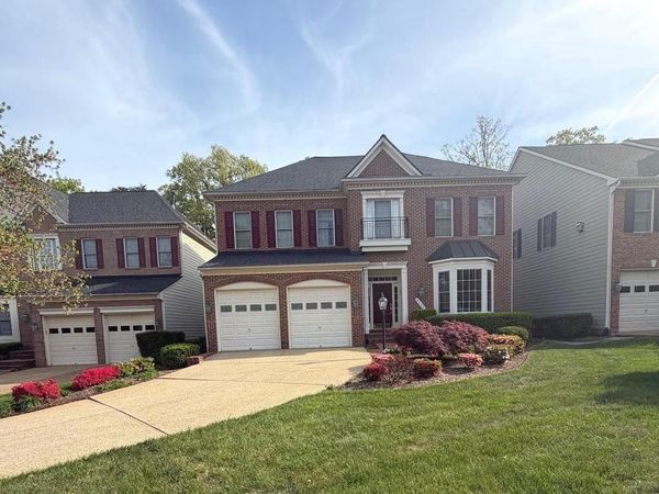 8402 TYSONS TRACE COURT, VIENNA, VA 22182