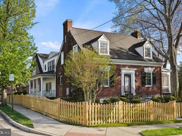 600 UPLAND PLACE , ALEXANDRIA, VA 22301