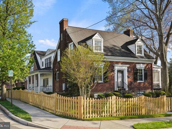 600 UPLAND PLACE, ALEXANDRIA, VA 22301