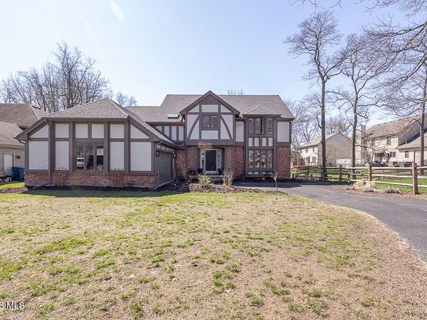 6957 Cloister Road, Toledo, OH 43617