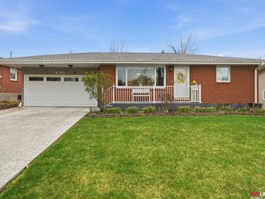 430 Indian Road , Lincoln, NE 68505