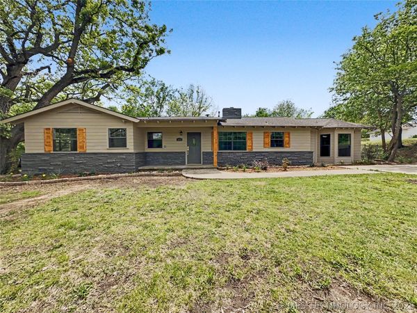1421 E 18th , Ada, OK 74820