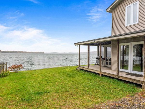 32 Dewing Road, Franklin, VT 05457