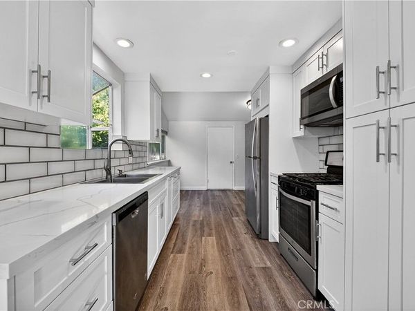 9503 Gerald Avenue, Northridge, CA 91343