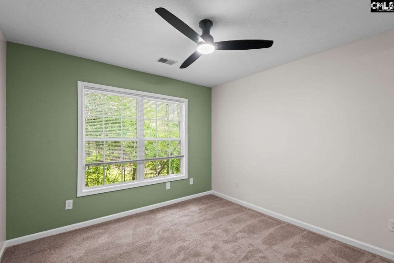 205 Hickory Knoll Road Photo 28