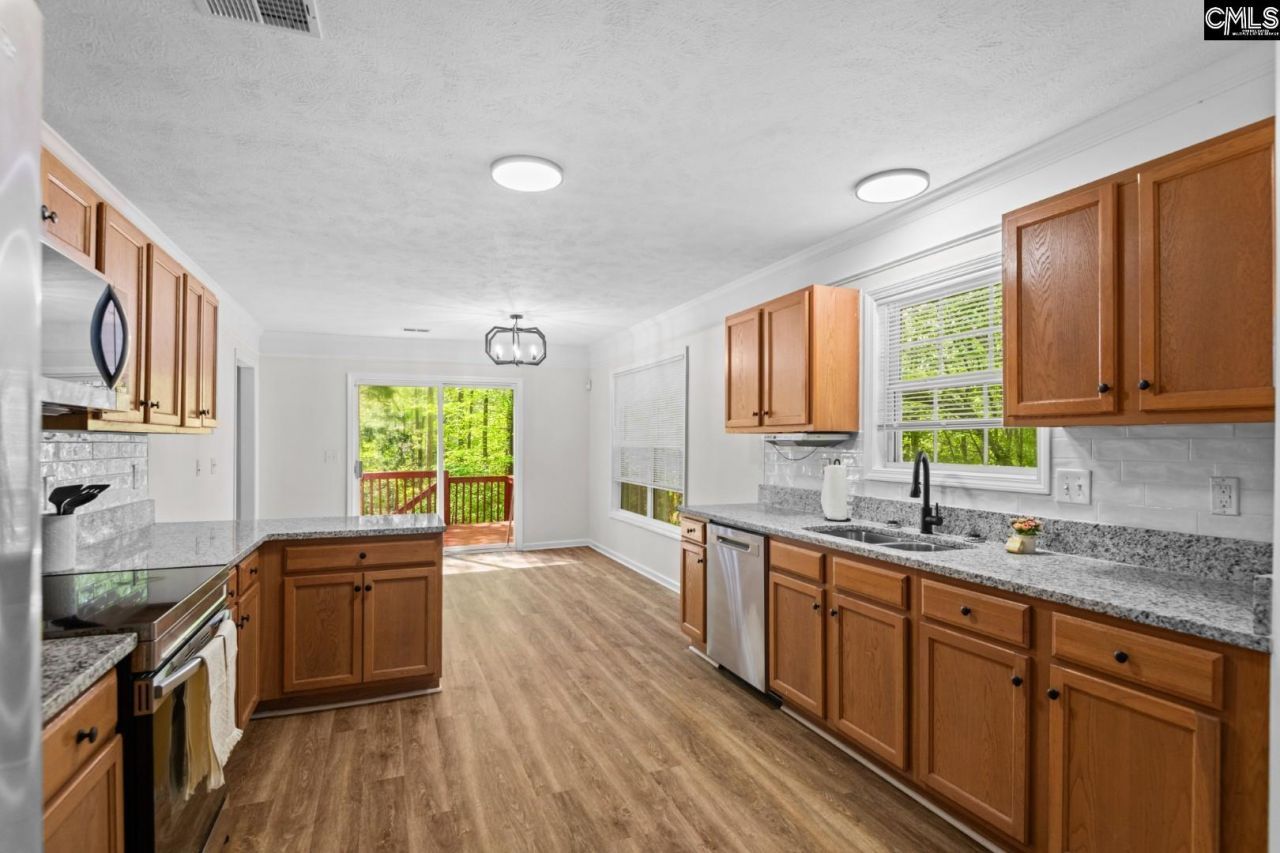 205 Hickory Knoll Road Photo 8