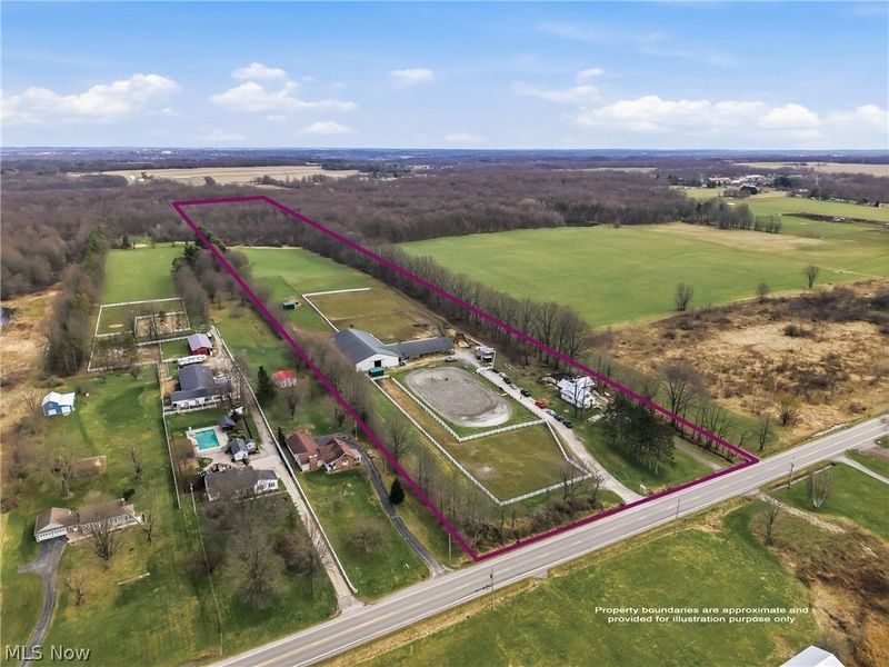 8305 Columbiana Canfield Road, Canfield, OH 44406 Photo 17