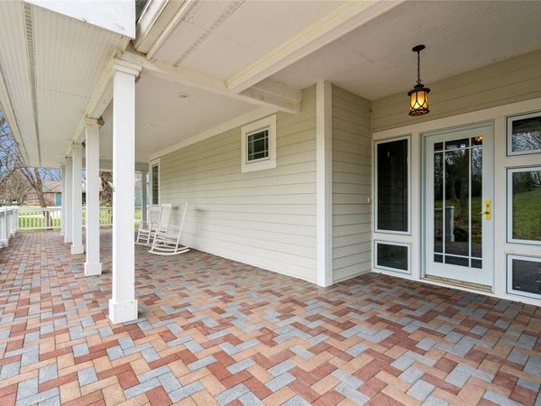 36599 River Oaks Circle, Cumming, IA 50061