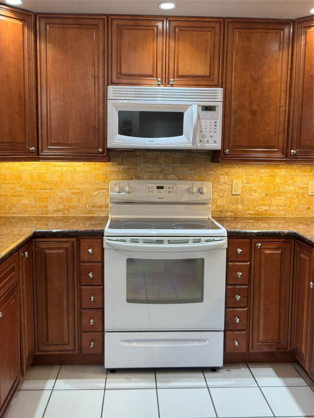 9245 Flynn Circle, Unit 8, Boca Raton, FL 33496 Photo