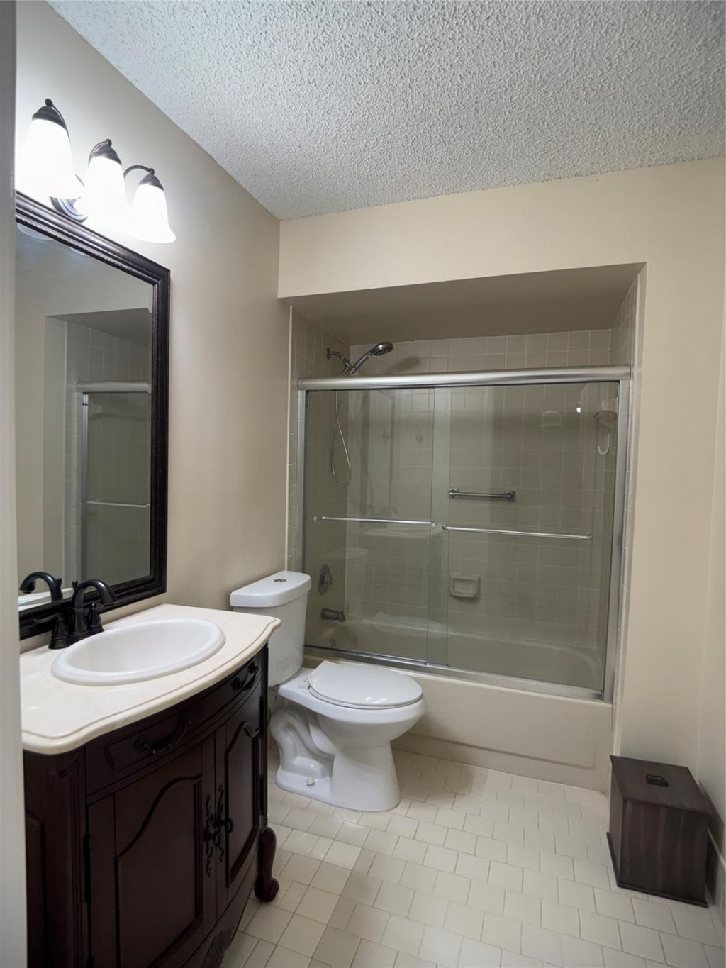 9245 Flynn Circle, Unit 8, Boca Raton, FL 33496 Photo