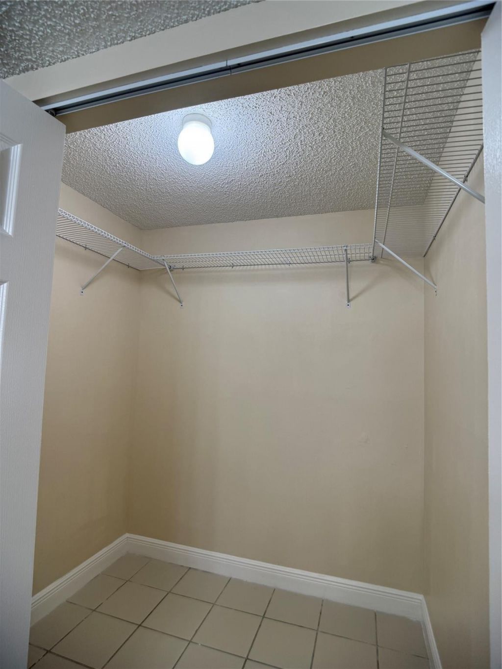 9245 Flynn Circle, Unit 8, Boca Raton, FL 33496 Photo