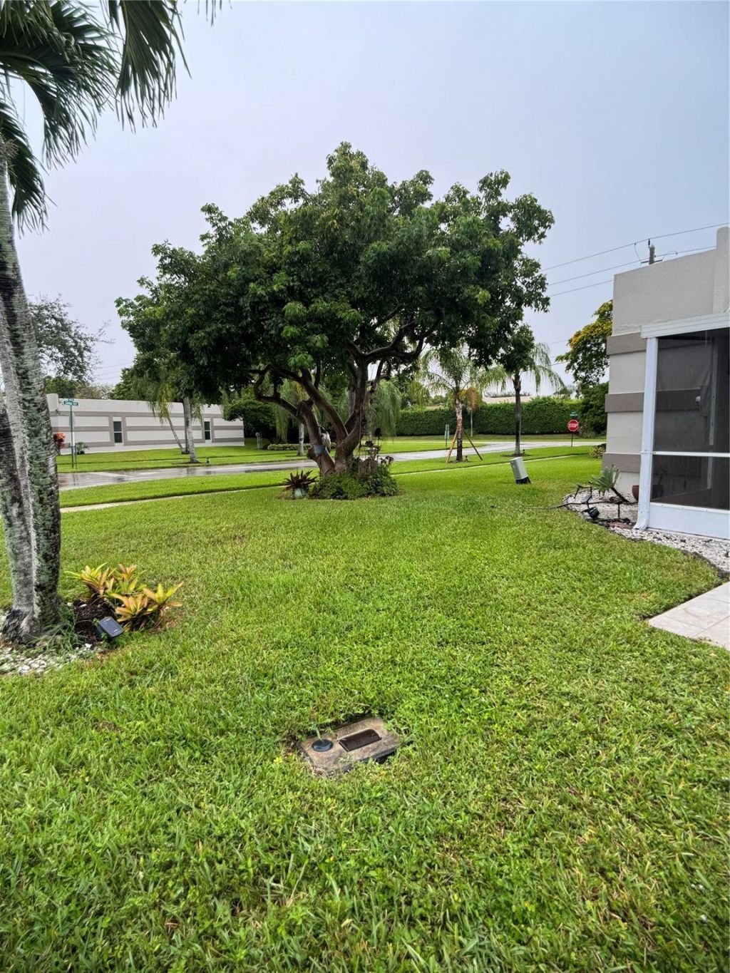 9245 Flynn Circle, Unit 8, Boca Raton, FL 33496 Photo