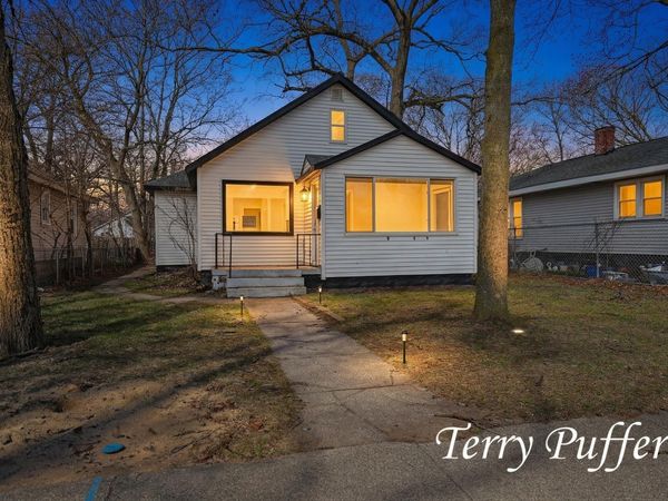 2913 Howden Street, Muskegon, MI 49444