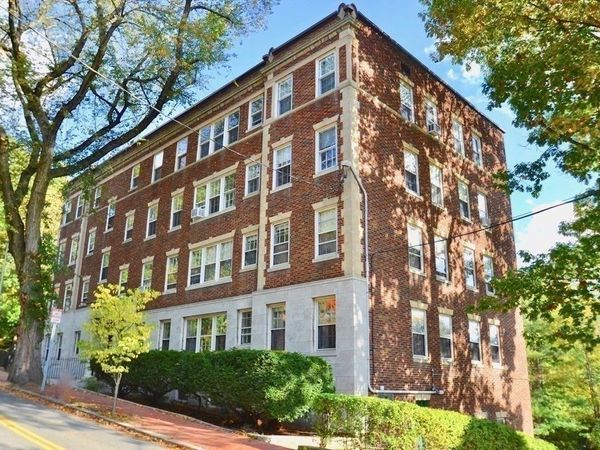 86 Buckingham St, Unit 3, Cambridge, MA 02138