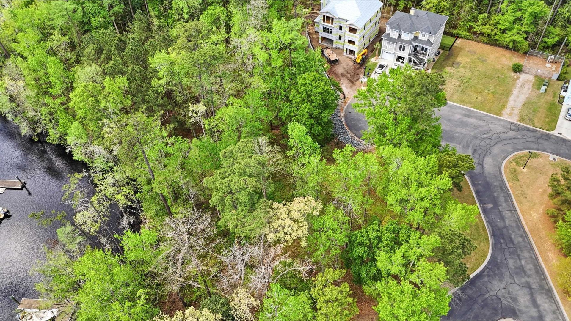 168 Harbor Oaks Dr. Photo 11