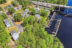 168 Harbor Oaks Dr. photo 4